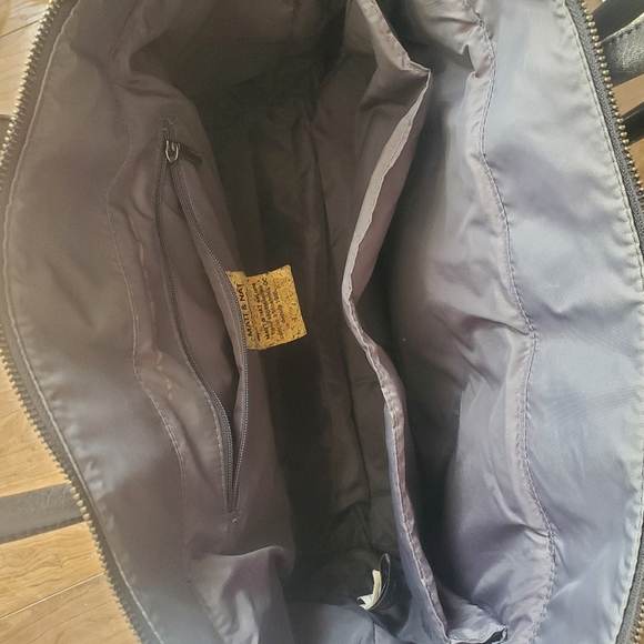 Matt & Nat RAYLANMED Diaper/Weekender Bag - Picture 8 of 10